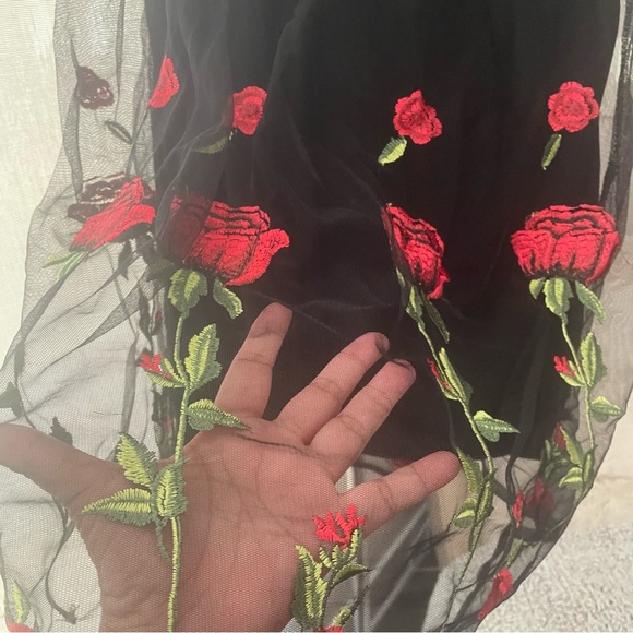 Over Kleshas Beautiful Floral Tulle Overlay Skirt - Picture 3 of 15